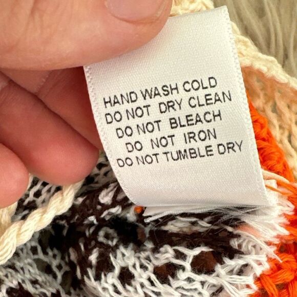 NWT Davi & Dani crocheted crop top size medium - Picture 6 of 7